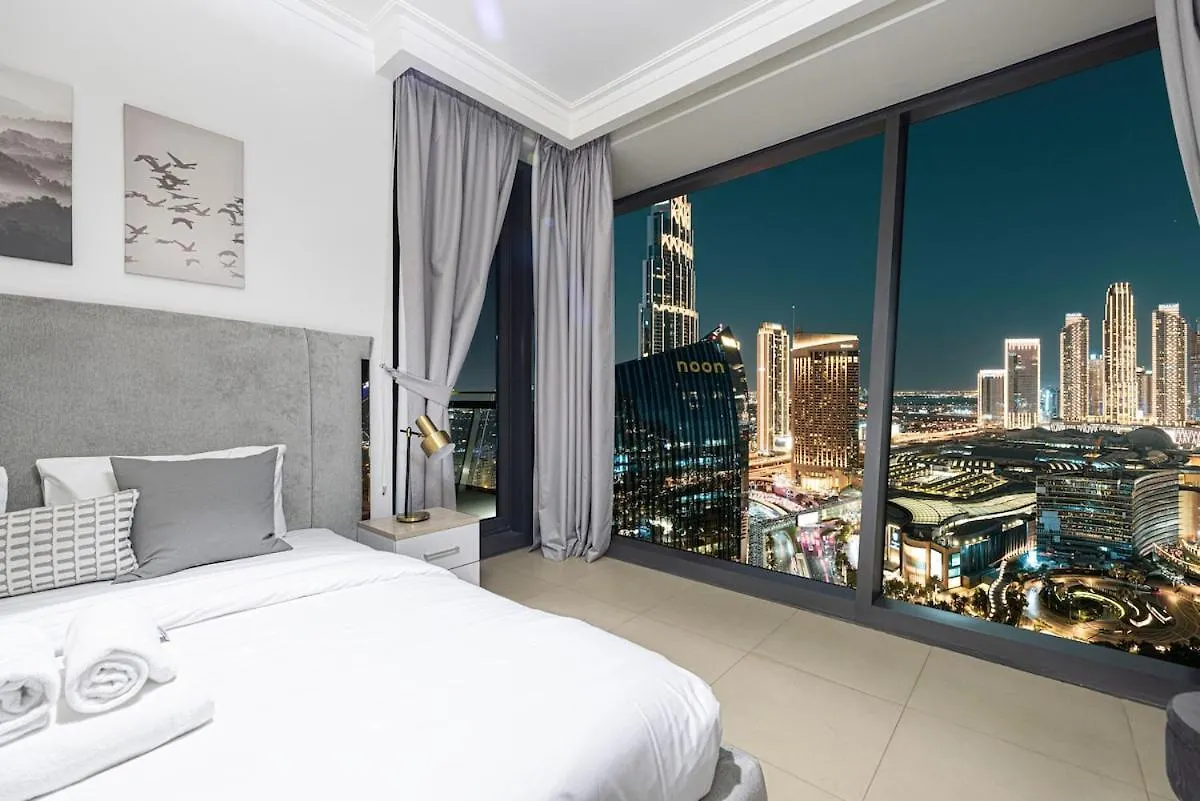 Gorgeous 2Br Burj Khalifa & Fountain View Apartment Dubai